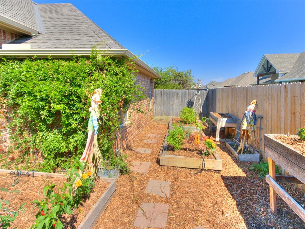 304 Clementine Road Property Photo 39
