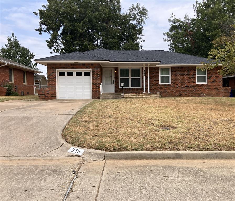 825 E Bouse Drive Property Photo 1