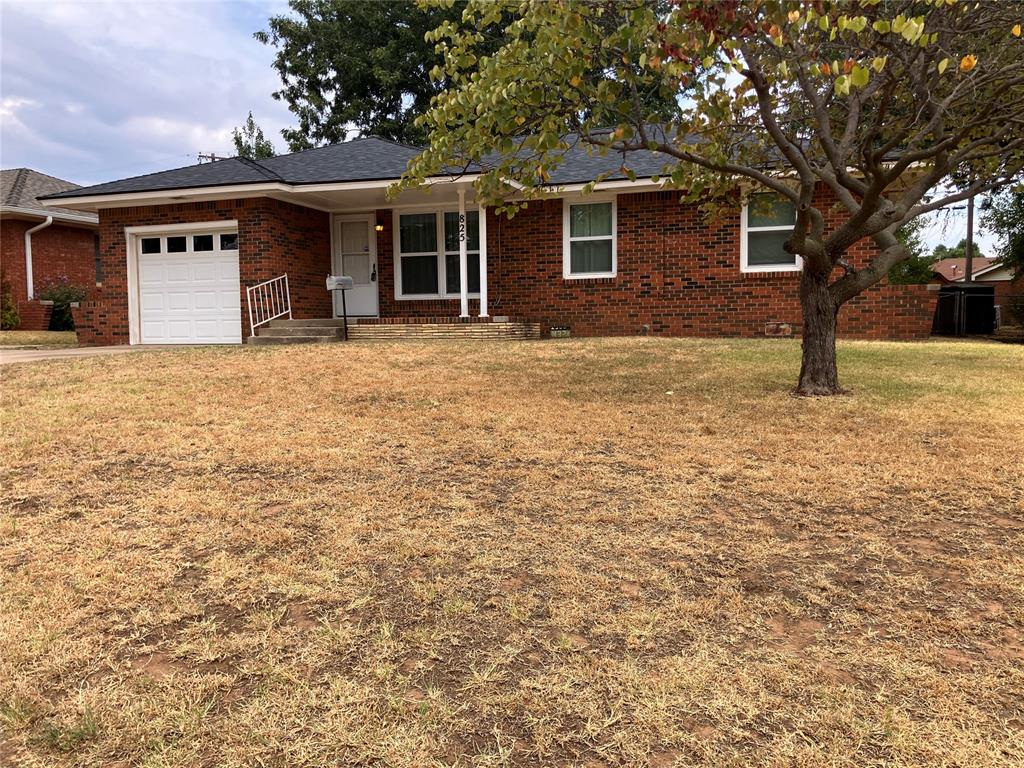 825 E Bouse Drive Property Photo 2