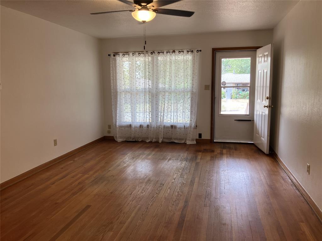 825 E Bouse Drive Property Photo 7