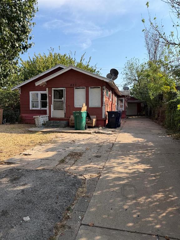 820 Sw 28th Street Property Photo 1