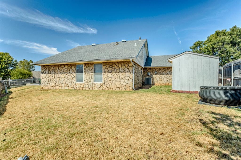 2340 Shadowlake Drive Property Photo 22