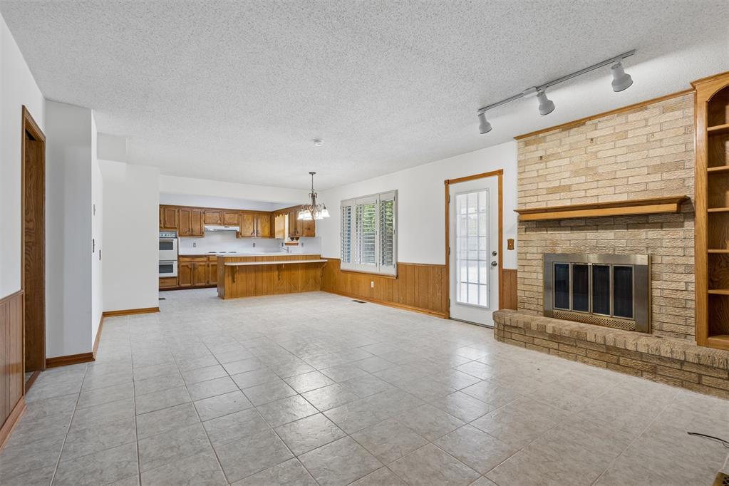3620 N Ridgewood Drive Property Photo 4