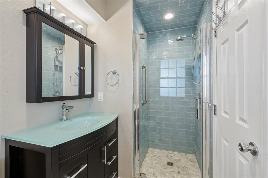 3620 N Ridgewood Drive Property Photo 19
