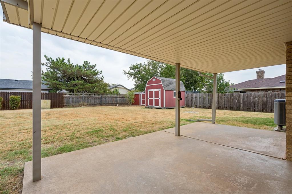 3620 N Ridgewood Drive Property Photo 22