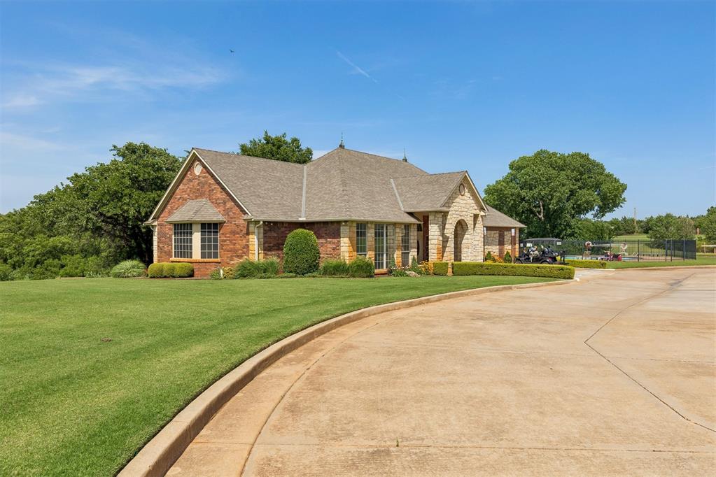 617 Spavinaw Lane Property Photo 24