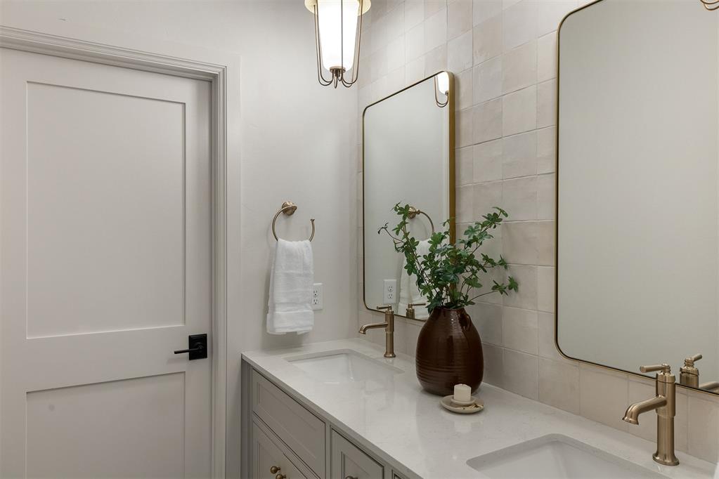 9712 Ne 146th Terrace Property Photo 30