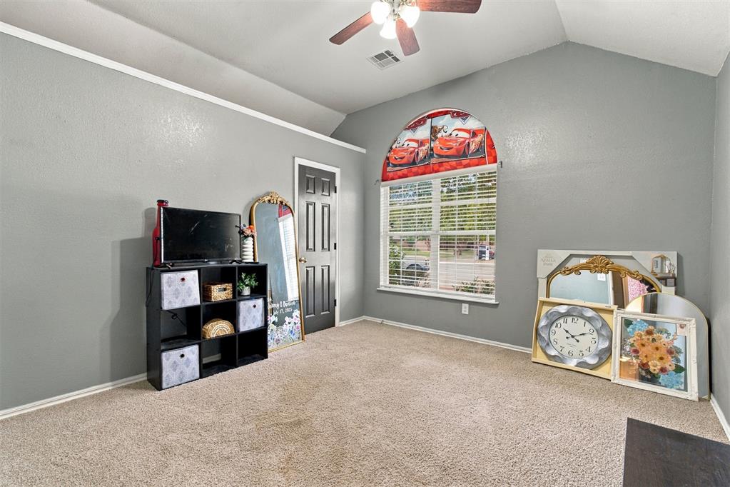 309 Winston Drive Property Photo 10