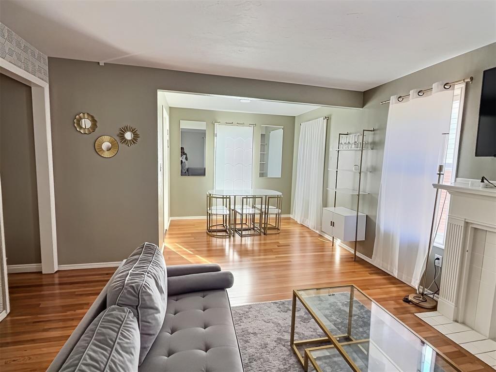 1701 Albany Avenue Property Photo 4