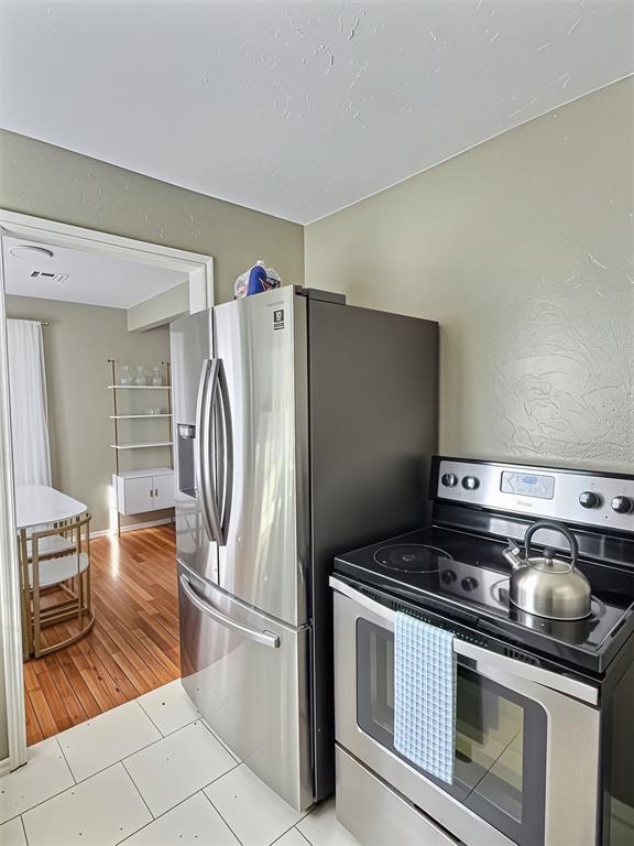 1701 Albany Avenue Property Photo 8