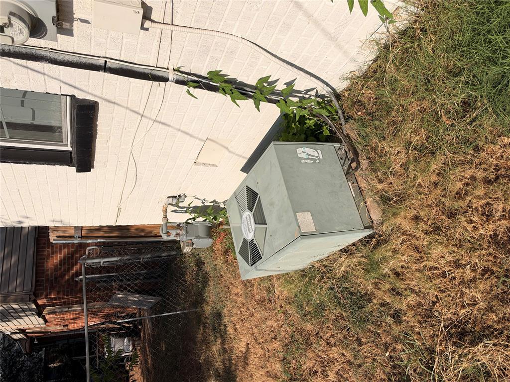 1701 Albany Avenue Property Photo 22