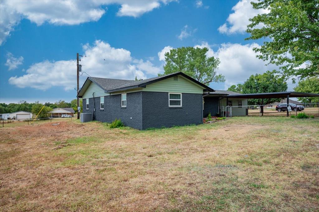 329131 E Lincoln Street Property Photo 5