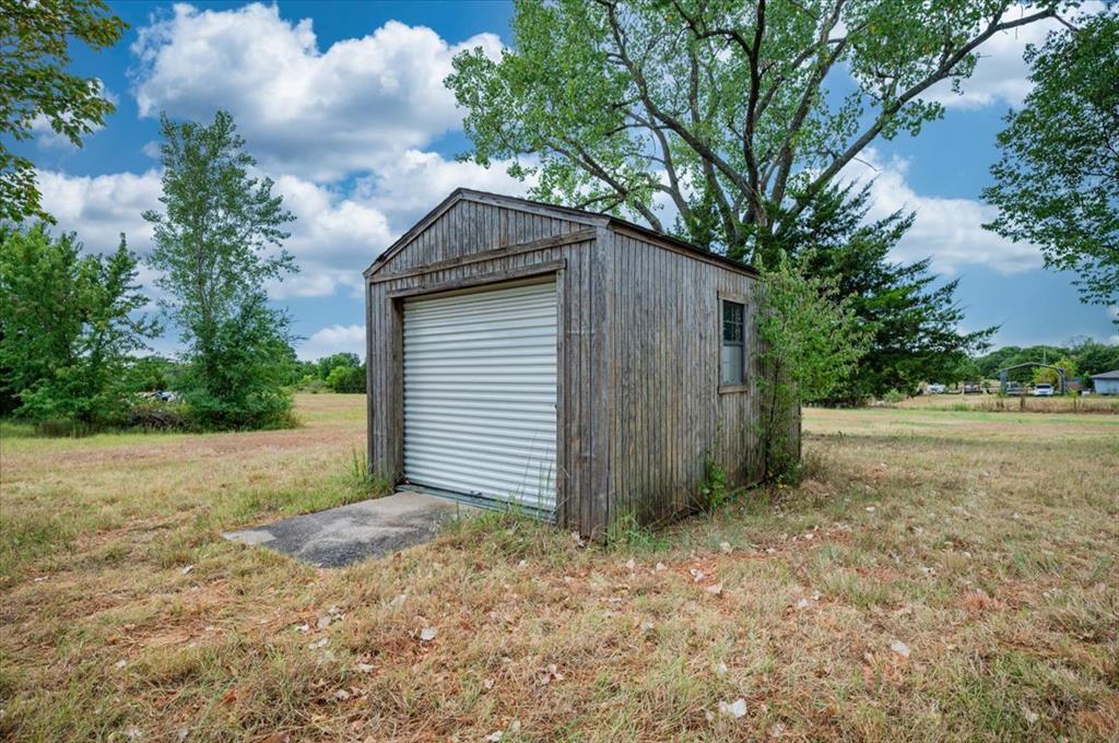 329131 E Lincoln Street Property Photo 10