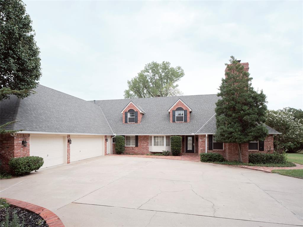 6004 Muirfield Drive Property Photo 2