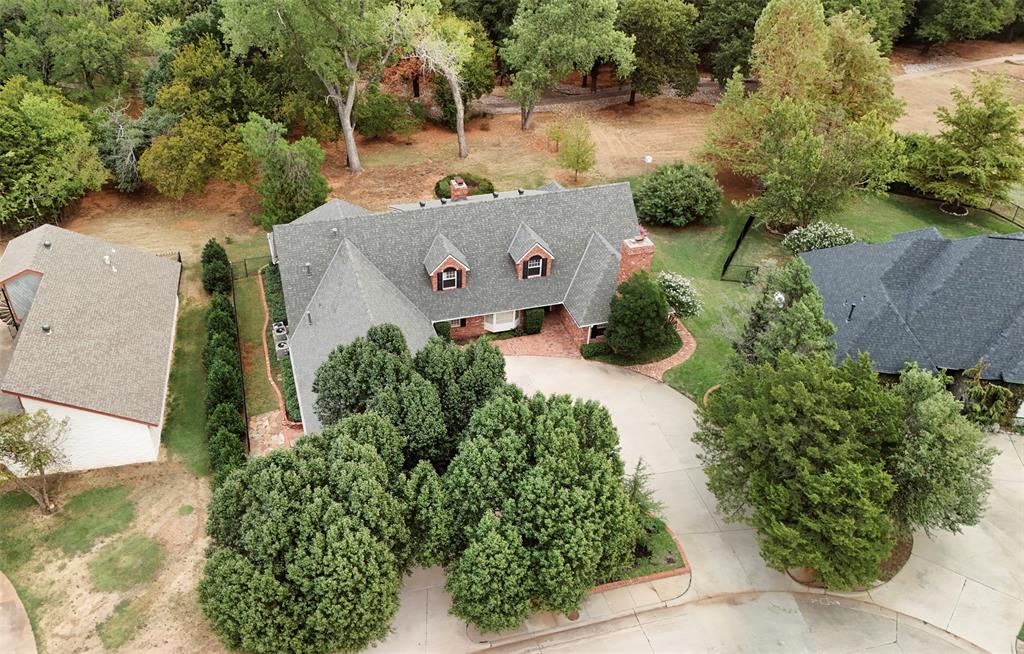 6004 Muirfield Drive Property Photo 3