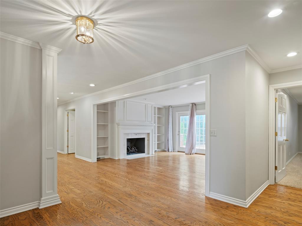 6004 Muirfield Drive Property Photo 5