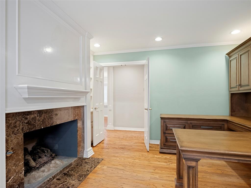 6004 Muirfield Drive Property Photo 10