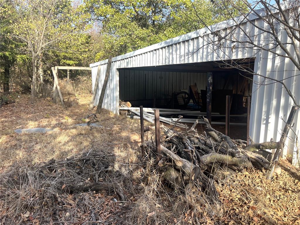 205 Whispering Lane Property Photo 22