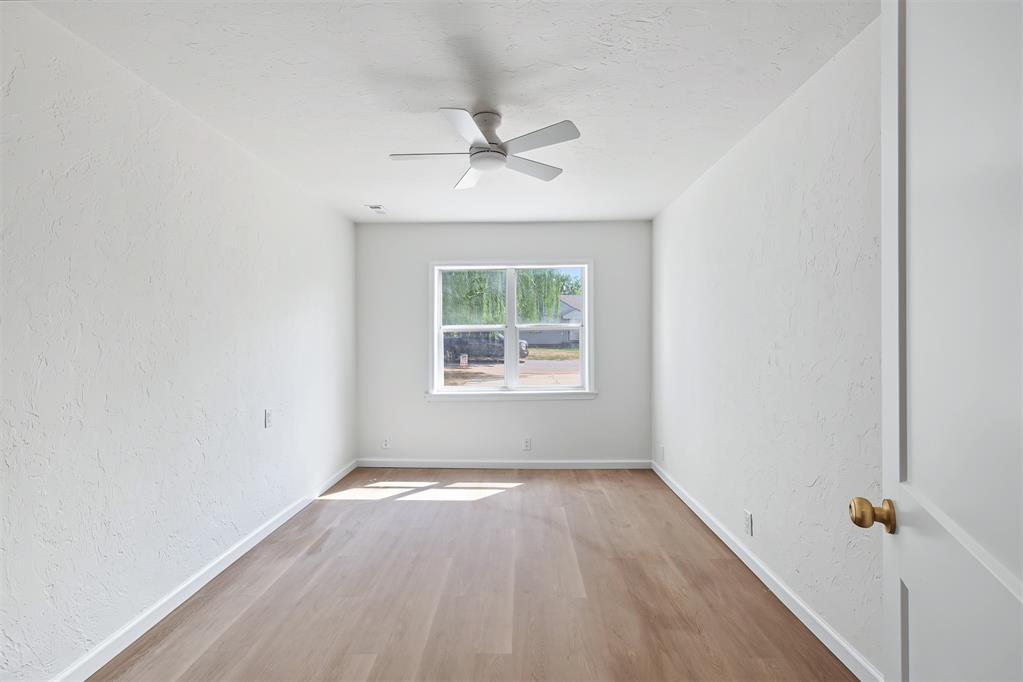 103 Oak Street Property Photo 11