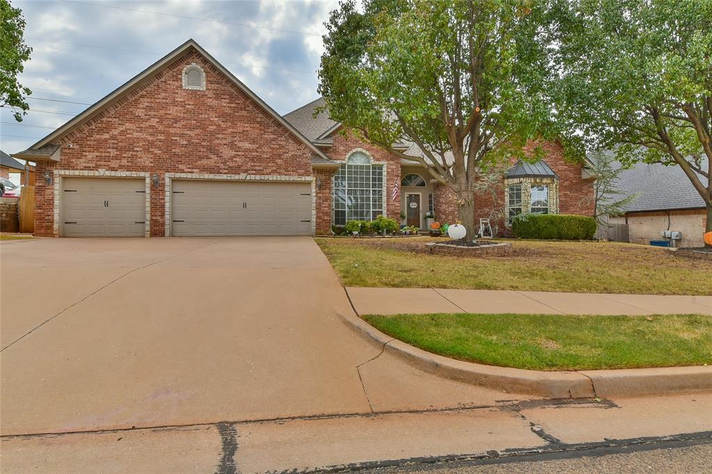 3308 Huntsman Court Property Photo 1