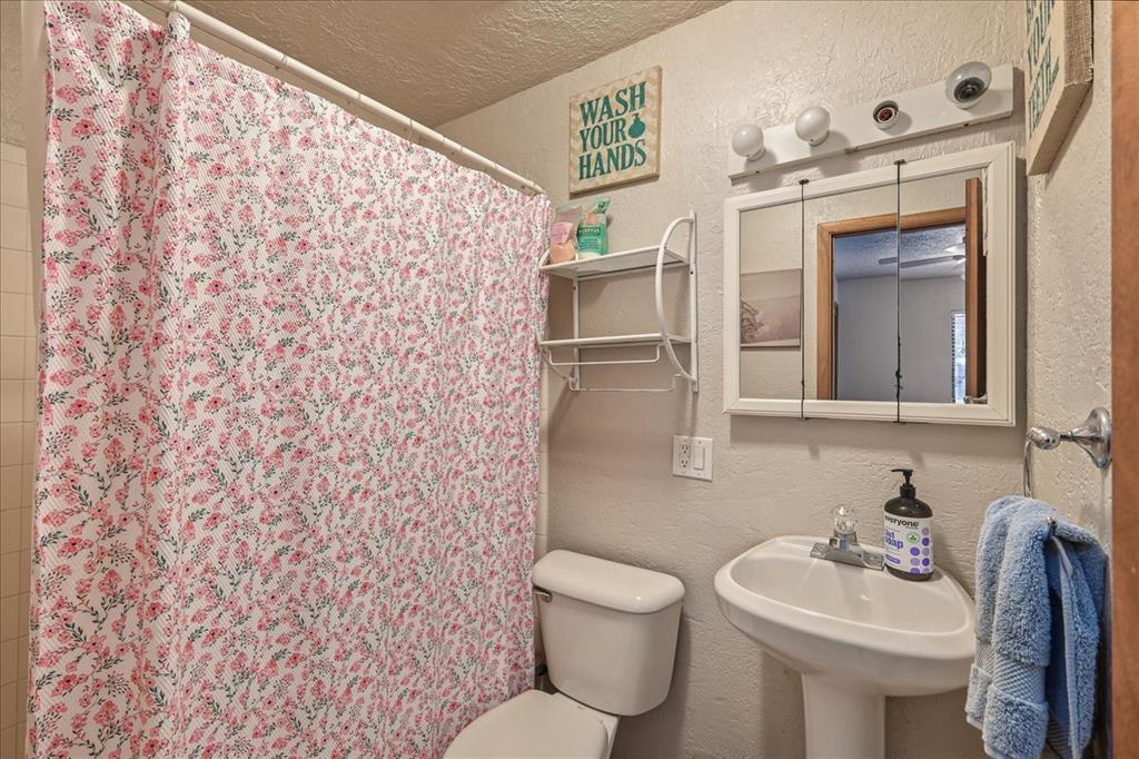 234 Westside Drive Property Photo 37