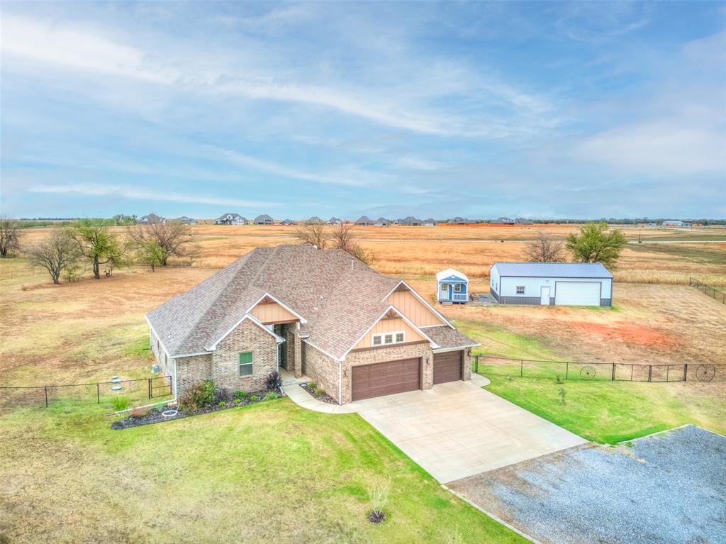 8505 Willow Creek Road Property Photo 4
