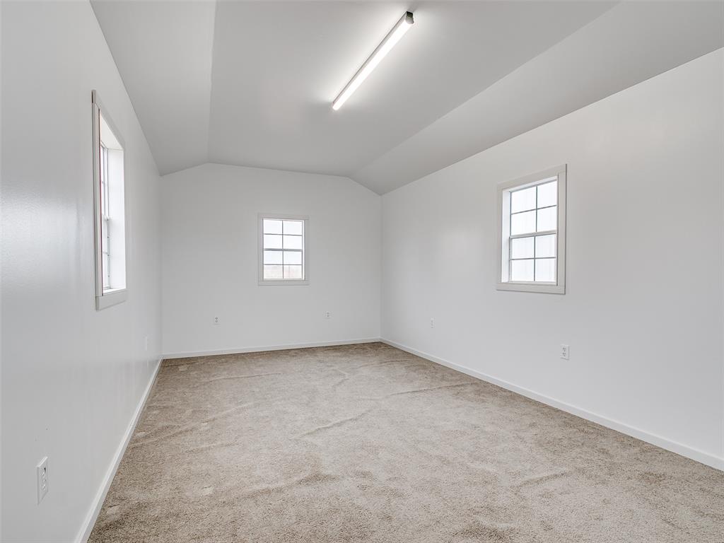 8505 Willow Creek Road Property Photo 46