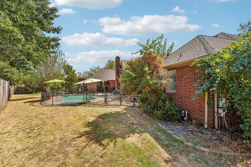 11500 S Ross Avenue Property Photo 30