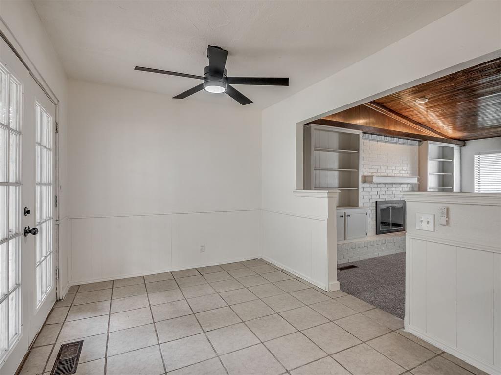 1819 Lakehurst Drive Property Photo 10