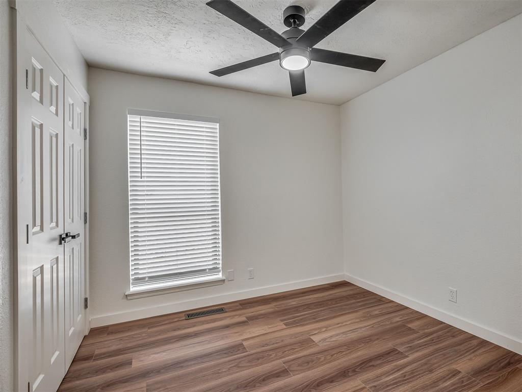 1819 Lakehurst Drive Property Photo 14