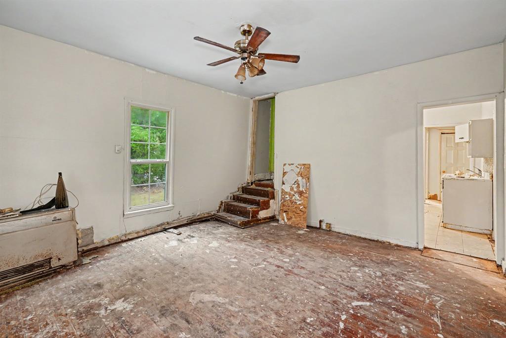 22 Se 23rd Street Property Photo 5
