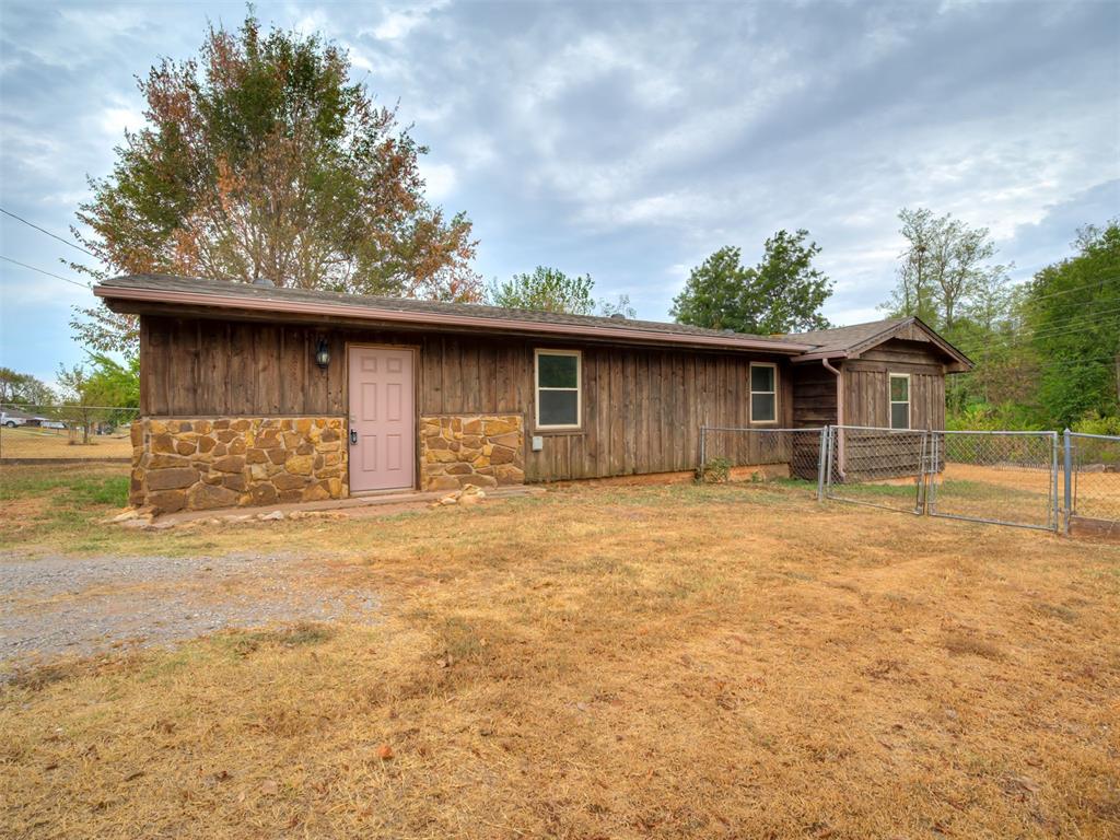407 N Jefferson Avenue Property Photo 3