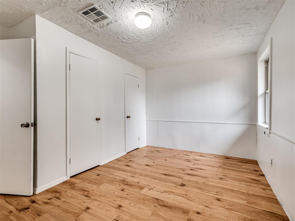 407 N Jefferson Avenue Property Photo 18