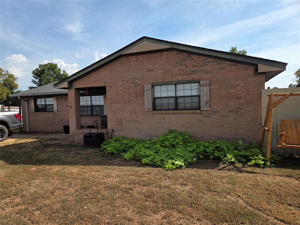 124 E Gardner Street Property Photo 1