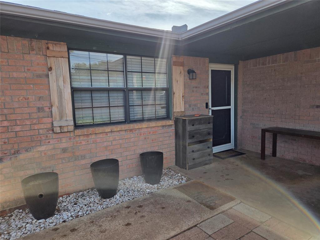 124 E Gardner Street Property Photo 3