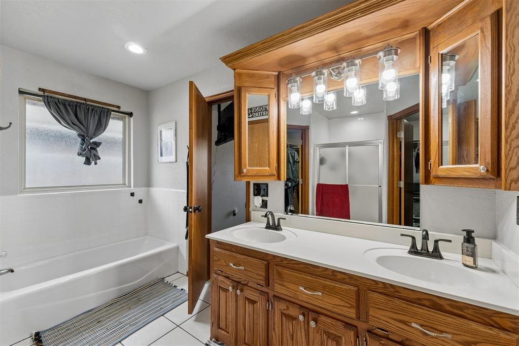 616 Madeline Lane Property Photo 21