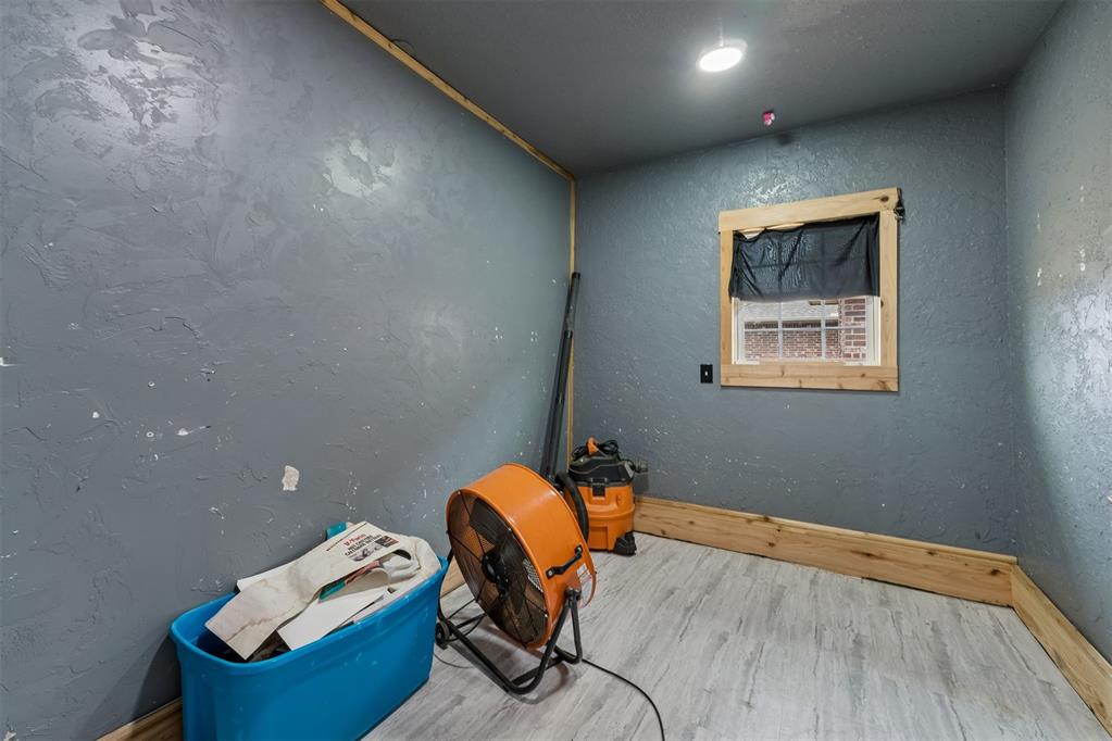 616 Madeline Lane Property Photo 33