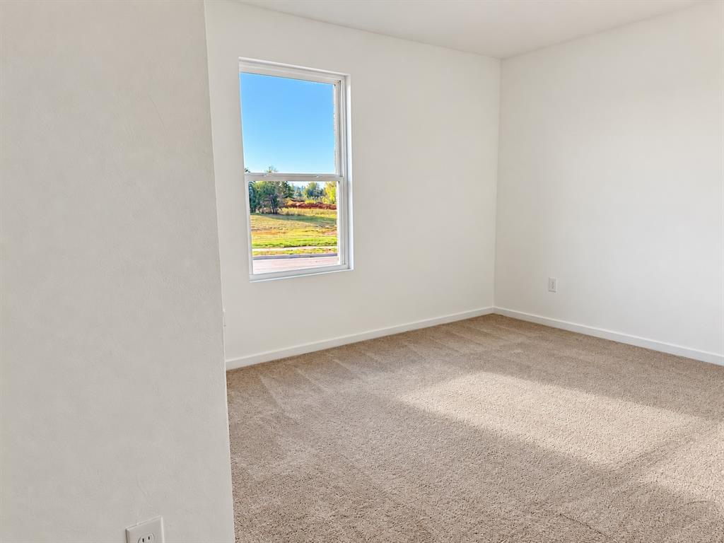 18331 Se 41st Street Property Photo 9