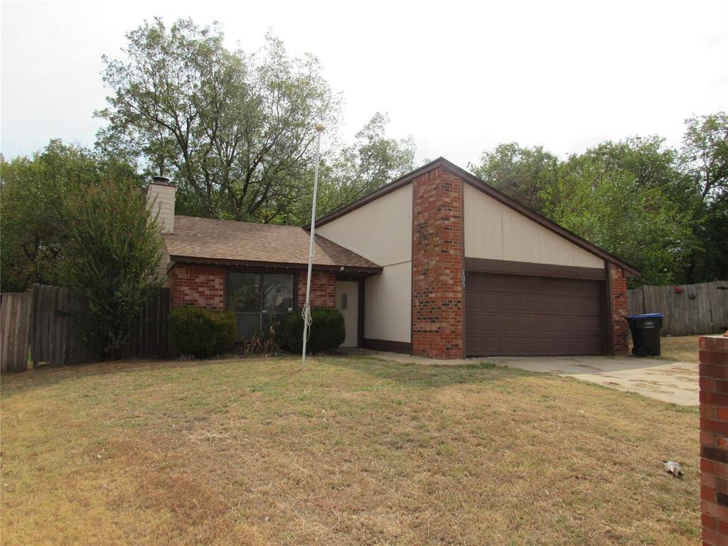 105 Stonewood Drive Property Photo 1