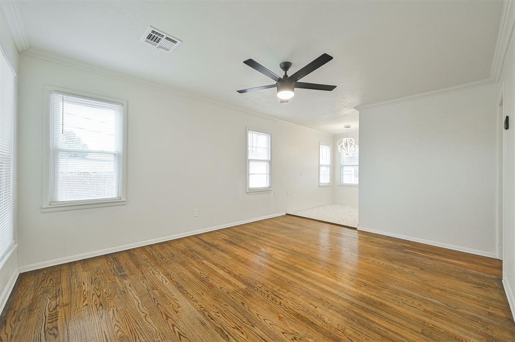 231 Russell Drive Property Photo 5