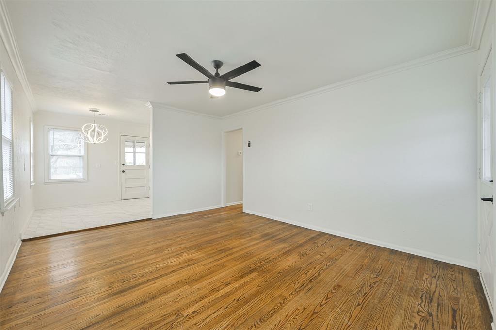 231 Russell Drive Property Photo 6