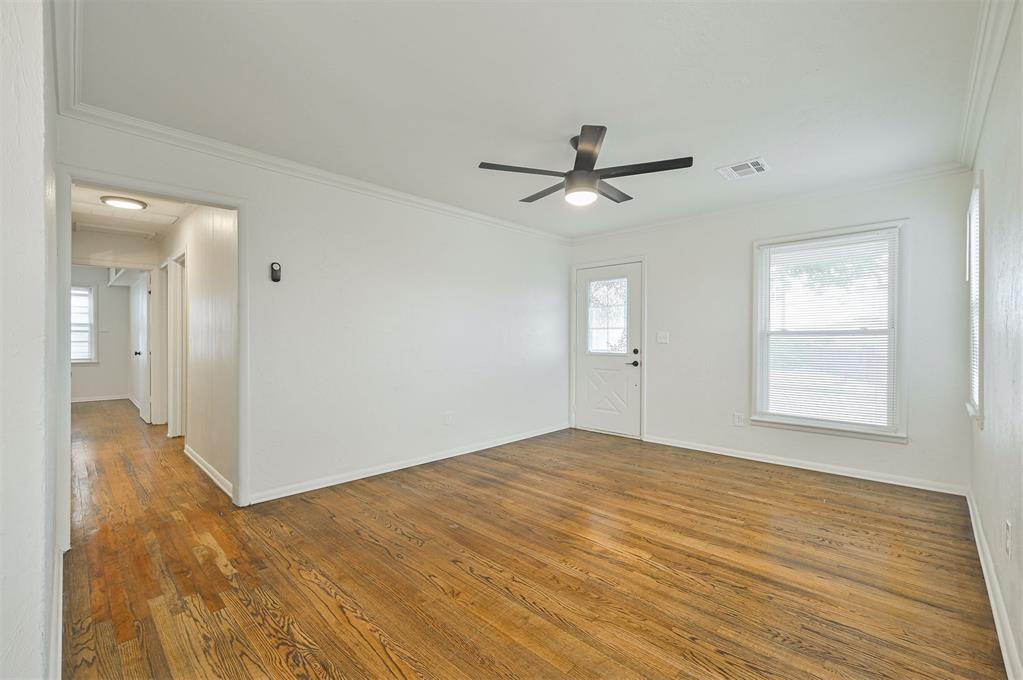 231 Russell Drive Property Photo 7