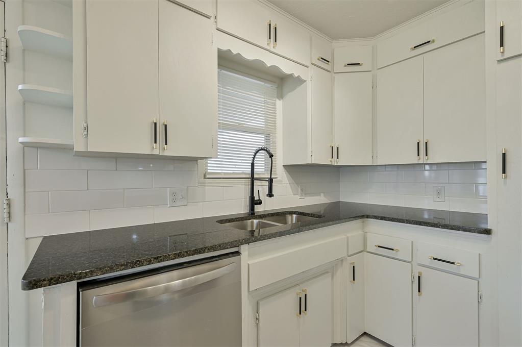 231 Russell Drive Property Photo 13