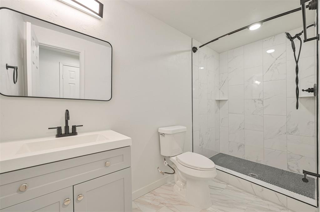 231 Russell Drive Property Photo 34