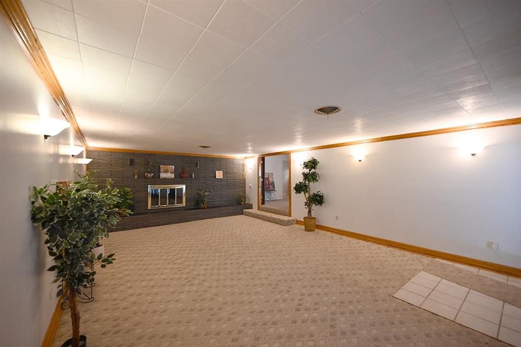 17 Hillcrest Street Property Photo 4