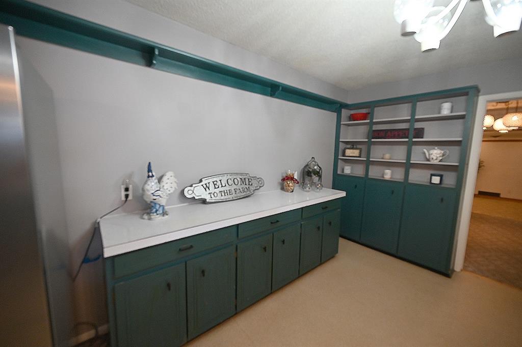 17 Hillcrest Street Property Photo 9