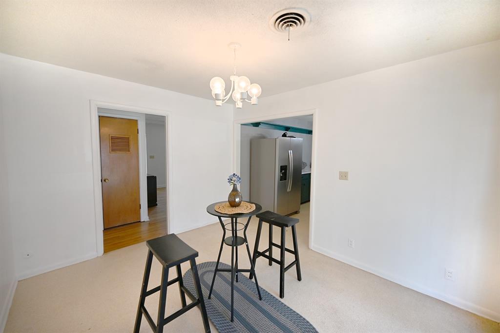 17 Hillcrest Street Property Photo 14