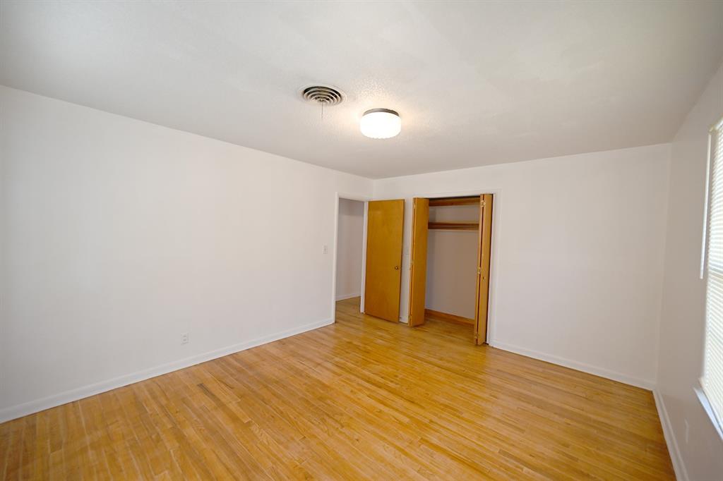 17 Hillcrest Street Property Photo 25