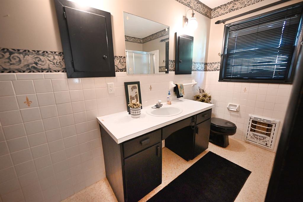 17 Hillcrest Street Property Photo 28