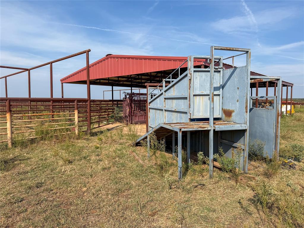 E 800 Rd Road Property Photo 4